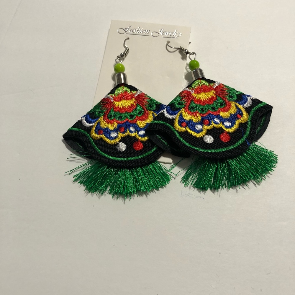 Women’s jewelry